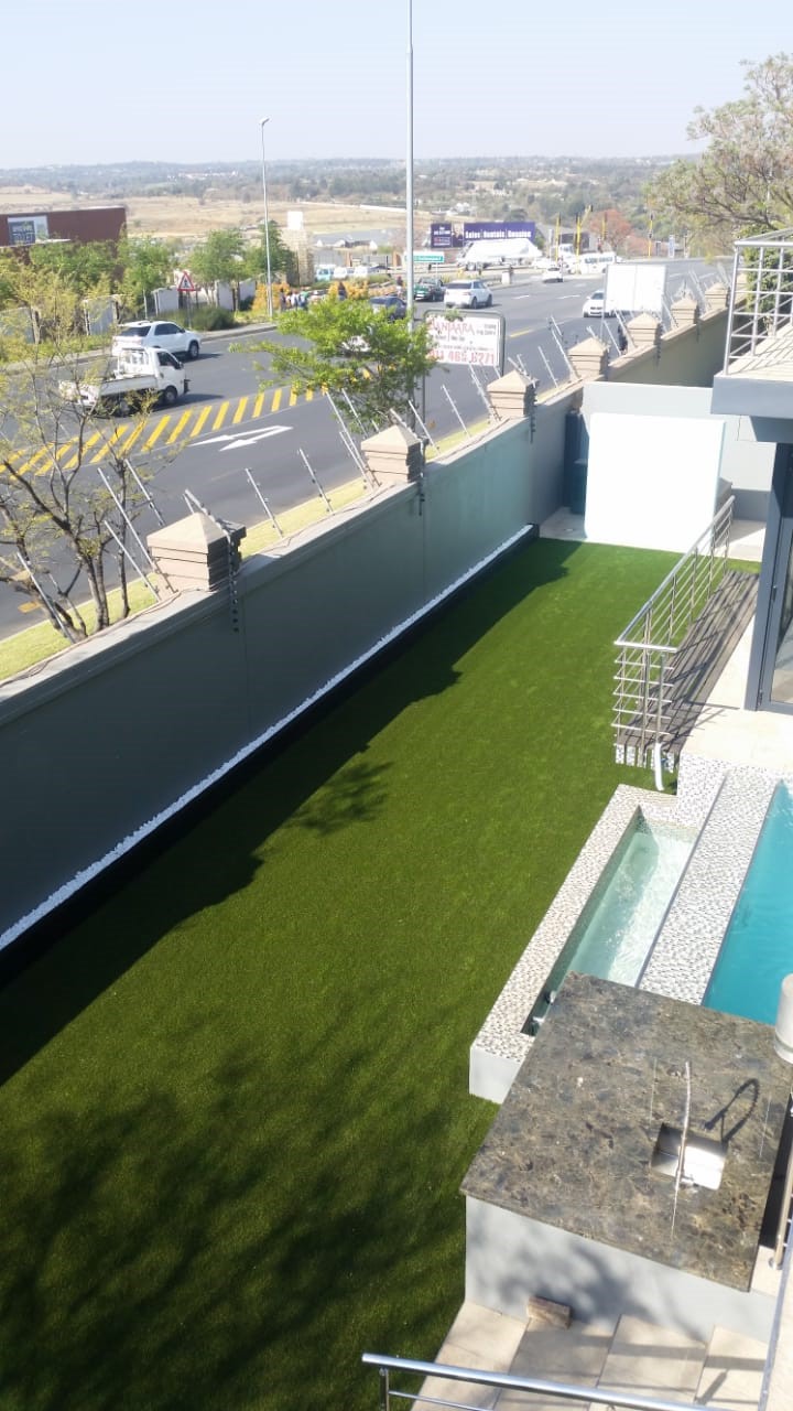 Mikheal artificial grass installation by Syngrass