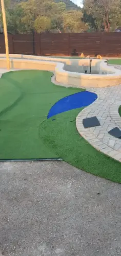 putting grass