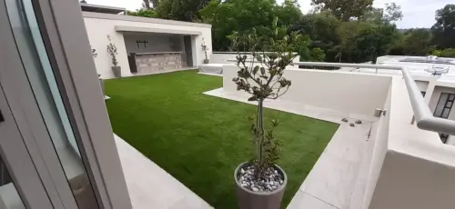 synthetic grass for rooftop